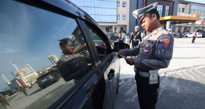 28 Pelanggar Ditilang saat Hari Pertama Operasi Patuh Mahakam 2025 di Balikpapan